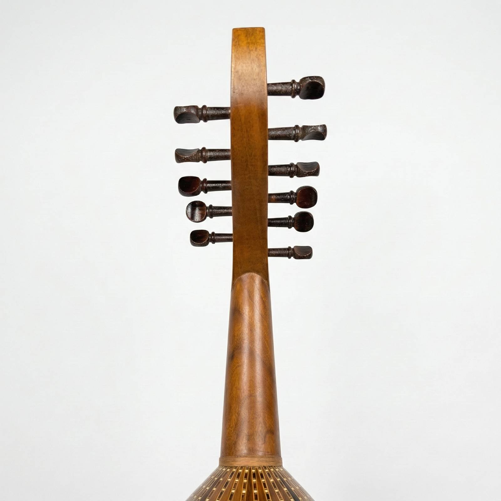 Back view of Anwar Kebbe 2001 Oud fingerboard