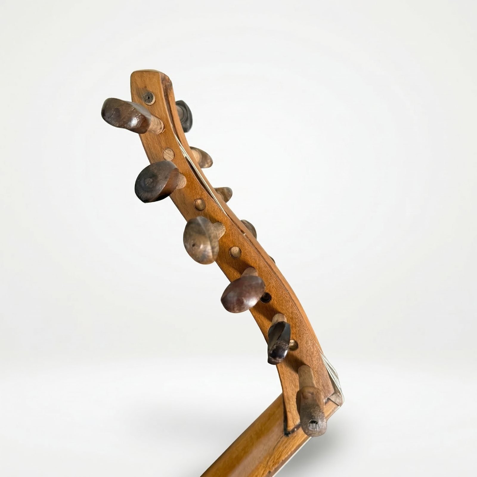 Pegbox left view of Sempat Der Bedrossian Oud